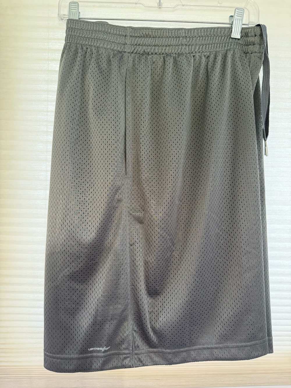 Men's New Balance Athletic Mesh Basketball Shorts - Gray - Like New